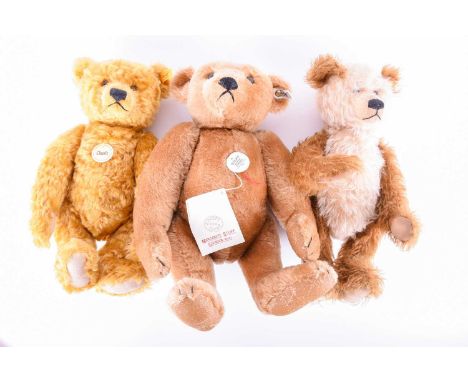 Three modern Steiff collectible bears, comprising a 1984 collector's edition bear, 0156/42, 40cm, a golden plush classic bear