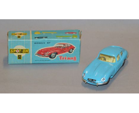 Spot On Jaguar E Type in light blue. Boxed. 
