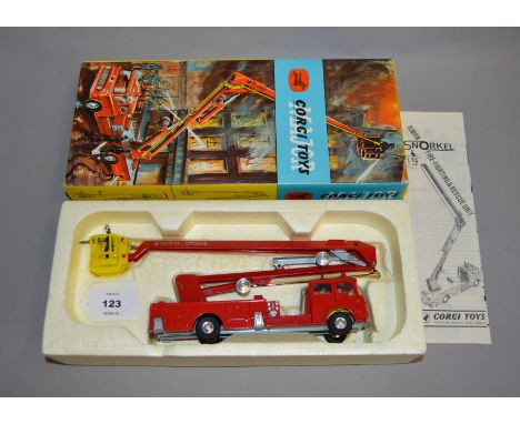 Corgi Major #1127 Simon Snorkel Fire Engine. Boxed, with inner polystyrene and leaflet.