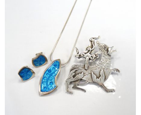 MALCOLM GRAY ORTAK ENAMEL DECORATED SILVER PENDANT AND MATCHING EARRINGSall with floral turquoise enamel, the pendant on silv