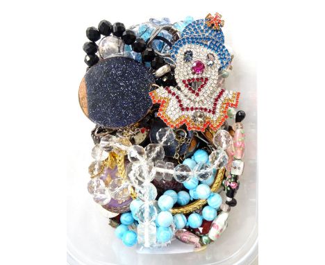 SELECTION OF COSTUME JEWELLERYincluding a Thomas Sabo Charm Club bracelet, a millefiori pendant with silver mount, an amethys