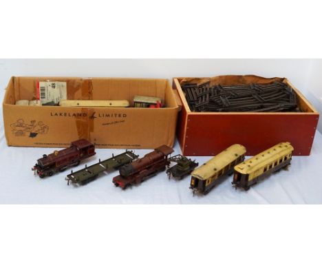 SELECTION OF MECCANO HORNBY RAILWAY ENGINES, TENDERS AND TRACKincluding a clockwork O gauge LMS 444 engine, clockwork LMS 212