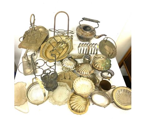 Selection vintage silver plated items to include cruet stands,  trinket dishes, basket holders etc 