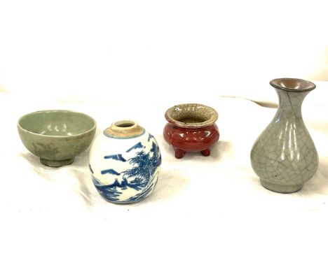 Selection of assorted Chinese pottery includes vase etc 