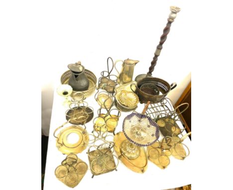 Selection vintage silver plated items to include cruet stands,  trinket dishes, basket holders etc 