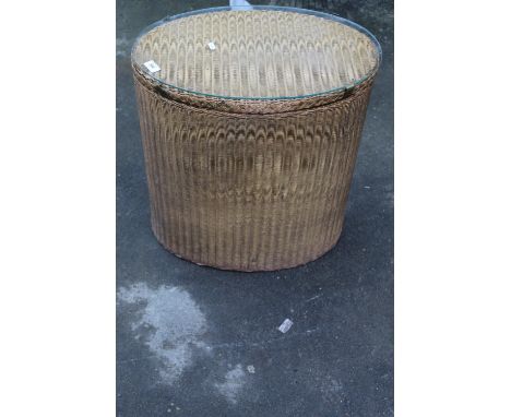 Oval Lloyd Loom style laundry basket 