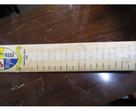 Collection of signed cricket memorabilia including a Yorkshire CCC 1998 autographed cricket bat including Hoggard, Lehmann, G