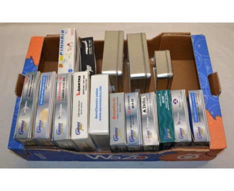 Sixteen boxed 1/400 scale diecast airliner models, mostly Gemini Jets, includes Boeing 707 US Presidential aircraft, Virgin A