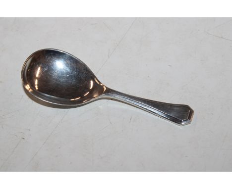 A silver caddy spoon 18.5gms 