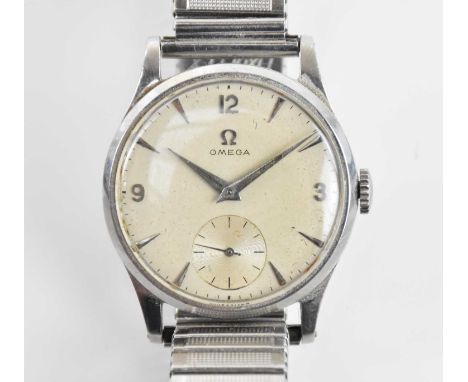 OMEGA; a gentleman's vintage stainless steel wristwatch, with subsidiary seconds hand, Arabic numerals and baton markers to t