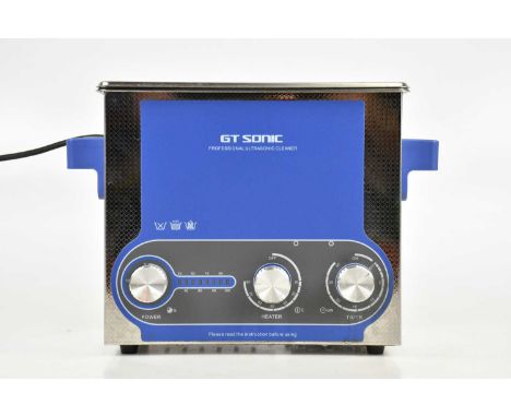 A GT Sonic Professional ultrasonic cleaner.Condition Report: This item has not been tested and we offer no guarantee of worki