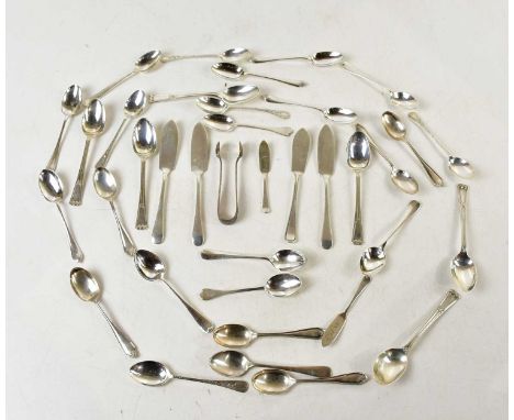 ELKINGTON &amp; CO; a set of six George V hallmarked silver teaspoons with cast decoration to the handles, Birmingham 1935, a