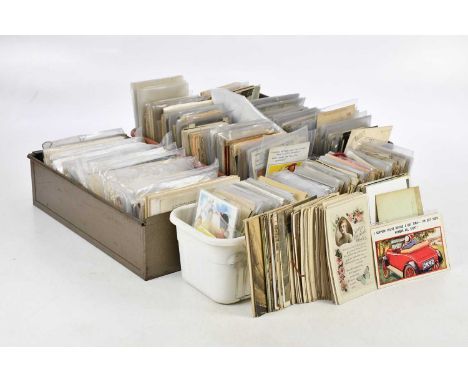 An extensive collection of assorted postcards, various scenes and subjects including Panama, humorous, portrait, and assorted