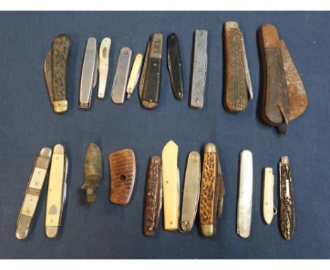 A large collection of various assorted vintage and other pocket knives various makers including London, Sheffield etc with la