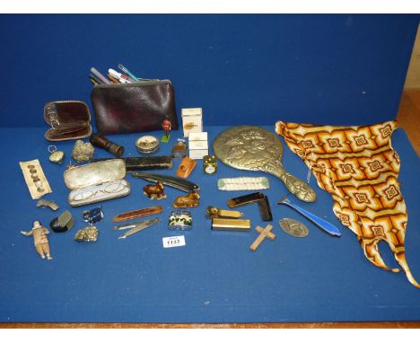A quantity of miscellaneous to include: hand mirror, old spectacles, cut throat razor, Rolstar cigarette lighter, loops, nove
