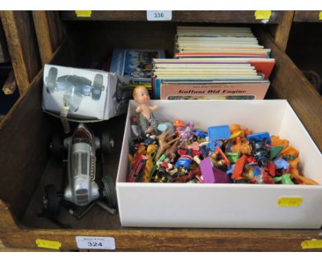 A modern Shuco studio 1050 Mercedes racing car (for Lufthansa), various Thomas the Tank Engine books, and other plastic figur
