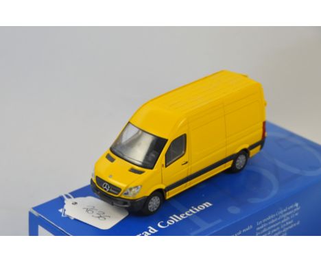 CONRAD COLLECTION MODEL 1610/06 MERCEDES BENZ SPRINTER SCALE 1:50 GC WITH BOX