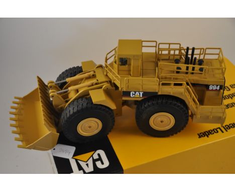 NZG MODEL 366 CAT 994 EXCAVATOR SCALE 1:50 GC 