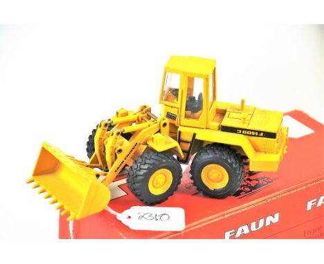 NZG MODEL 192 FAUN F1400C EXCAVATOR SCALE 1:50 GC