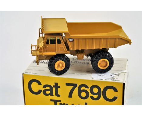 NZG MODEL 222 CAT 769C TRUCK SCALE 1:50 VGC