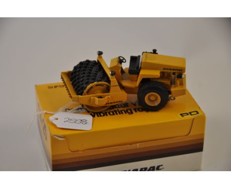 METALURGICA ARPRA LTD SUPERMINI DYNAPAC CA-25 VIBRATING ROLLER SCALE 1:50 GC