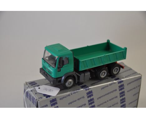 CONRAD MODEL 4840 IVECO EUROTRAKKER TIPPER TRUCK MARKED 3040 ON BASE SCALE 1:50 GC