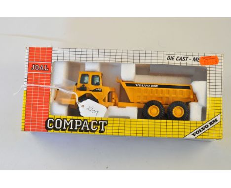 JOAL COMPACT REF 231 VOLVO BM A25 ARTICULATED DUMP TRUCK SCALE 1:50 VGC