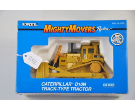 ERTL MIGHTY MOVERS MODEL 2436 CATERPILLAR D10N TRACK TYPE TRACTOR SCALE 1:50 GC 