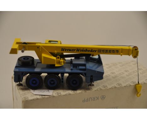 NZG MODEL 283/2831 KMK 3035 TELESCOPIC CRANE WERNEER WEISBECKER SCALE 1:50 GC KRUPP BOX