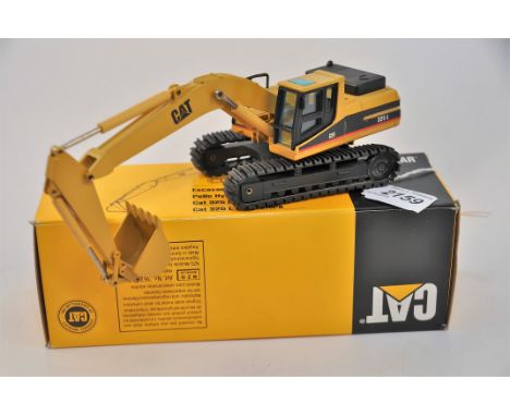 NZG MODEL 367 CAT 325L EXCAVATOR SCALE 1:50 VGC