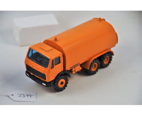 GESCHA MODEL 3042 SCHORLING STREET SWEEPER TRUCK SCALE 1:50 GC