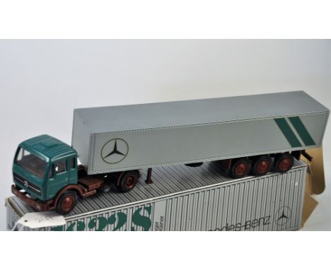 NZG MODEL 187 MERCEDES BENZ CARGO TRUCK SCALE 1:50 GC WITH BOX