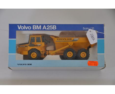 NZG MODEL 365 VOLVO BM A25B SCALE 1:50 GC