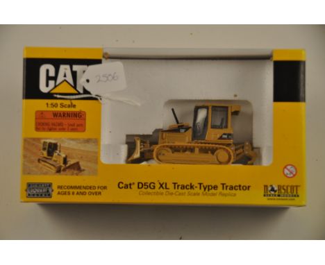 NORSCOT CAT D5G XL TRACK-TYPE TRACTOR SCALE 1:50 GC 