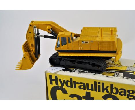 NZG MODEL 177 CAT 245 EXCAVATOR FRONT SHOVEL SCALE 1:50 VGC