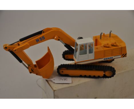 NZG MODEL 273 DEMAG H-55 HYDRAULIC EXCAVATOR SCALE 1:50 GC