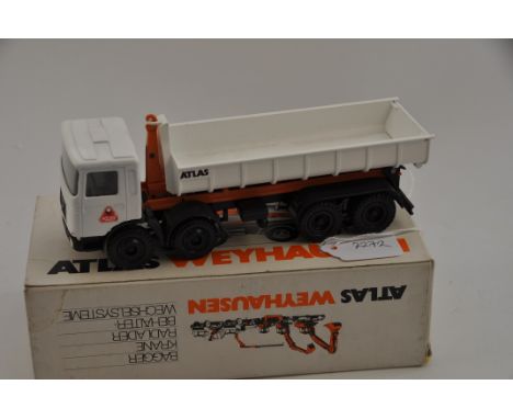 CONRAD ATLAS TIPPER TRUCK SCALE 1:50 GC