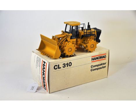 CONRAD MODEL 2425 HANOMAG COMPACTOR CL 310 SCALE 1:50 VGC