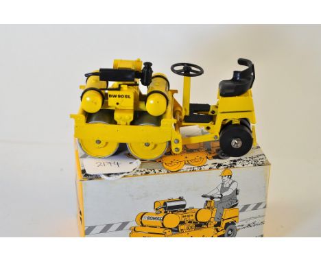 NZG MODEL 151 KOEHRING BOMAG BW90SL ROLLER GC