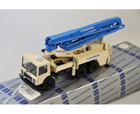 CONRAD MODEL 3684 MACK MOBILE CRANE THOMSEN SCALE 1:50 GC WITH BOX