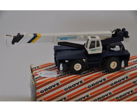 NZG MODEL 178 RT 45/50 BLUE VOSS MOBILE CRANE SCALE 1:55 A/F