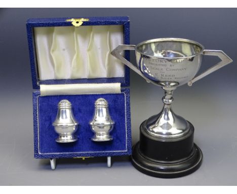 BIRMINGHAM SMALL SILVER, two items to include a twin-handled presentation trophy, 14.5cms H for The Swift Scale Company to 'R