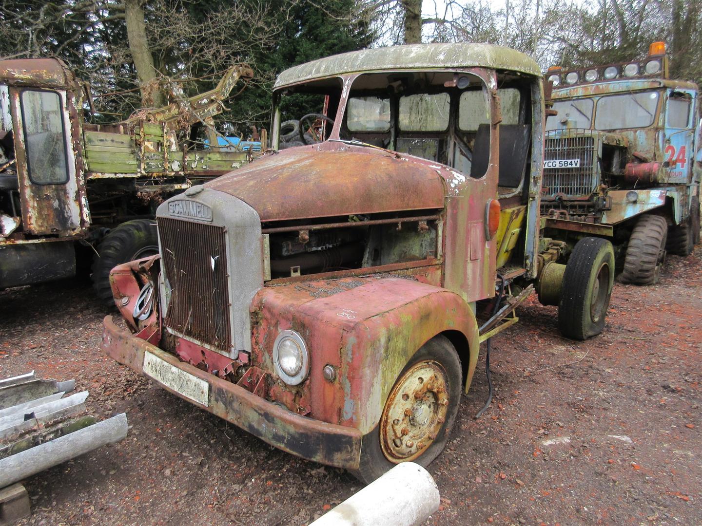 Scammell Highwayman Tractor Unit With Fifth Wheel Attachments & Leyland 