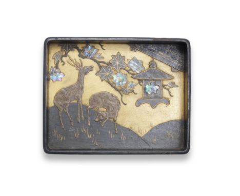 A LACQUER RECTANGULAR DEEP MIDARE-BON (TRAY)Edo period (1615-1868), probably 18th century Decorated in gold and pewter takama