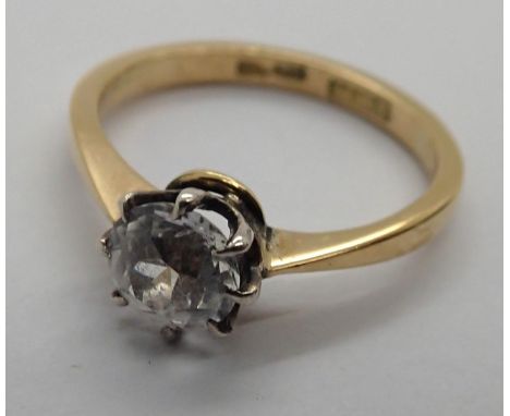 An 18ct gold white sapphire solitaire ring 2.4g, size K, gem D: 5 mm approximately 