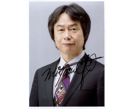 MIYAMOTO SHIGERU: (1952-&nbsp;&nbsp;&nbsp;&nbsp; ) Japanese video game designer, producer and game director at Nintendo. Sign