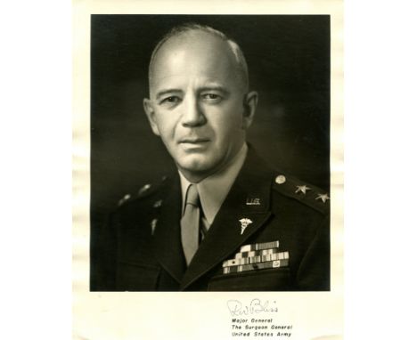 UNITED STATES ARMY: Small selection of vintage signed 8 x 10 photographs and smaller (2) and a T.L.S. by various United State