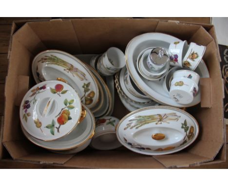 A quantity of Royal Worcester Evesham pattern dinner wares, to include; a quantity of oval serving dishes and covers, quiche 