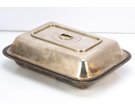 A mid 20th century Japanese white metal covered serving dish by K. Uyeda, unfortunately lacks detachable handle, 45.9 ozt, in
