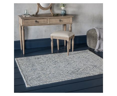 Inca Rug With Exquisite Detailing And A Contemporary Appeal, Our Inca Rug Is The Perfect Addition To Your Home - Complimentin